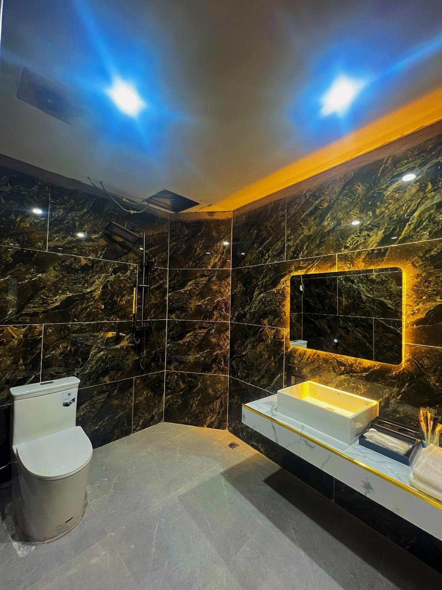 Venus Apartment Kham Thien Hà Nội Ngoại thất bức ảnh